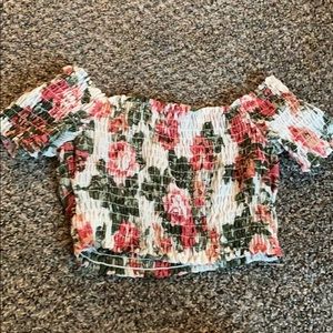 Fashion Nova Crop top M